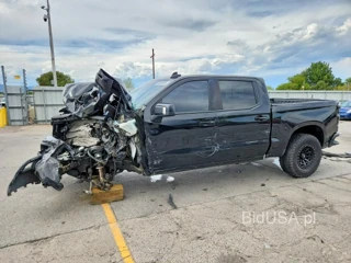 CHEVROLET SILVERADO K1500 LT TRAIL BOSS