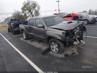 TOYOTA TOYOTA TACOMA PRERUNNER V6