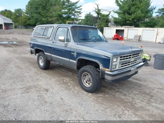 CHEVROLET CHEVROLET BLAZER V10