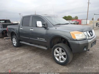 NISSAN NISSAN TITAN SL