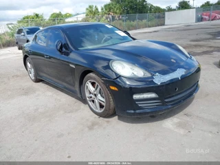 PORSCHE PORSCHE PANAMERA 4