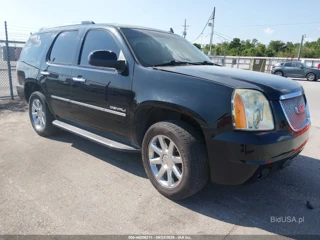 GMC YUKON DENALI