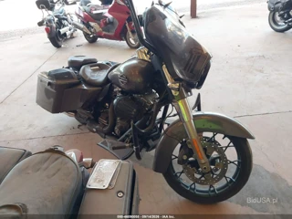 HARLEY-DAVIDSON HARLEY-DAVIDSON FLHX STREET GLIDE