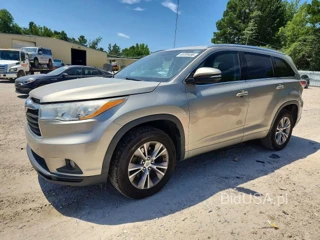TOYOTA HIGHLANDER XLE