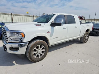 RAM 3500 LONGHORN