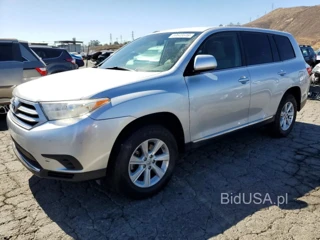 TOYOTA HIGHLANDER BASE