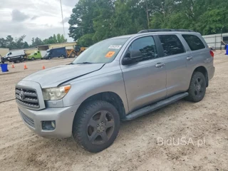 TOYOTA SEQUOIA SR5