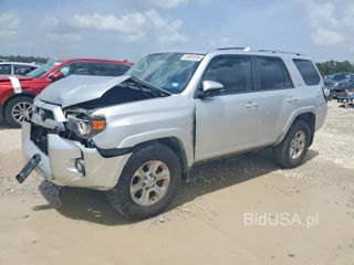 TOYOTA 4RUNNER SR5 PREMIUM