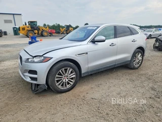 JAGUAR F-PACE PRESTIGE