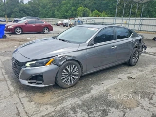 NISSAN ALTIMA SV
