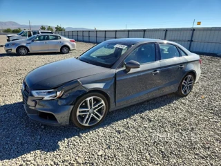 AUDI A3 PREMIUM/TITANIUM