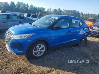 NISSAN KICKS S