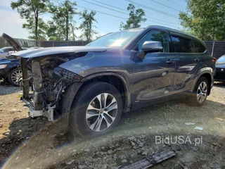 TOYOTA HIGHLANDER HYBRID XLE
