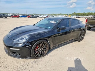 PORSCHE PANAMERA 2