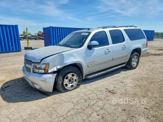 CHEVROLET SUBURBAN C1500 LT