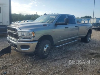 RAM 3500 TRADESMAN