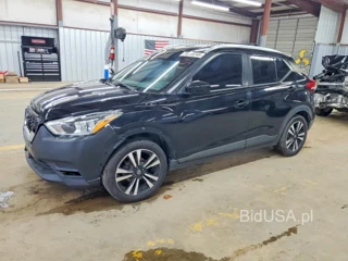 NISSAN KICKS SV