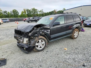 JEEP GRAND CHEROKEE LAREDO