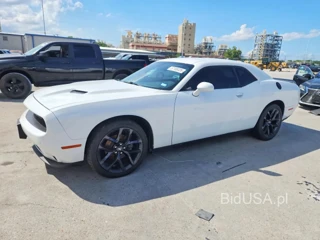 DODGE CHALLENGER SXT