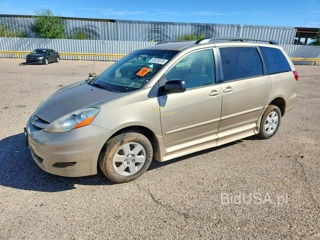 TOYOTA SIENNA LE 8-PASSENGER