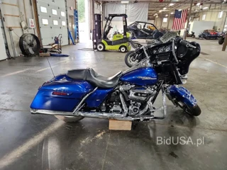 HARLEY-DAVIDSON FLHXS STREET GLIDE SPECIAL