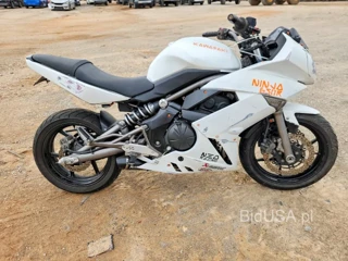 KAWASAKI EX650 C