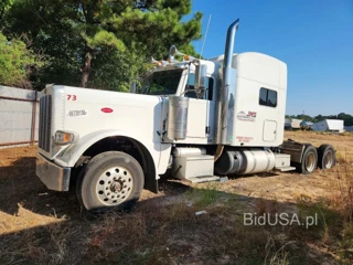 PETERBILT 389