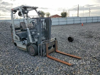 UNICARIERS FORKLIFT