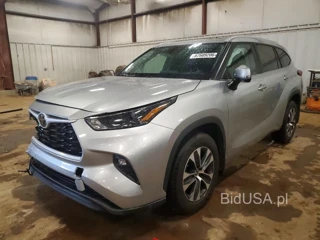 TOYOTA HIGHLANDER XLE