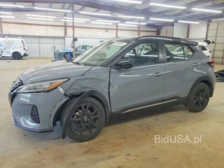 NISSAN KICKS SR