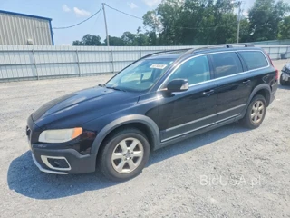 VOLVO XC70 3.2