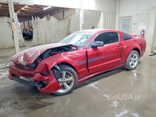 FORD MUSTANG GT