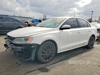 VOLKSWAGEN JETTA SE