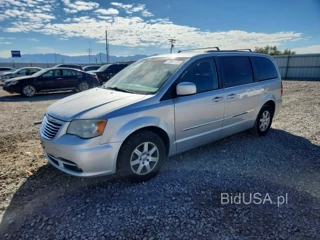 CHRYSLER TOWN & COUNTRY TOURING