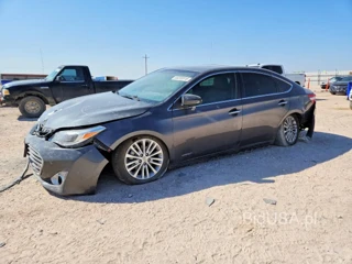 TOYOTA AVALON HYBRID LIMITED