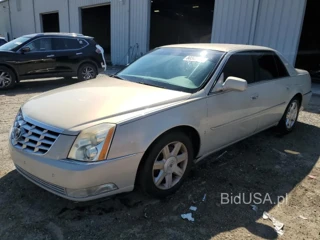 CADILLAC DTS