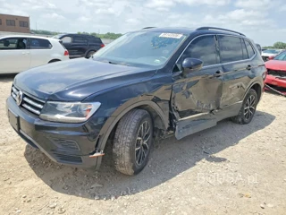 VOLKSWAGEN TIGUAN SE