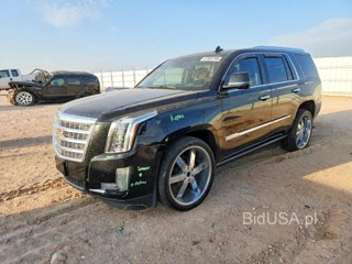 CADILLAC ESCALADE PREMIUM LUXURY