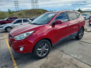 HYUNDAI TUCSON SE