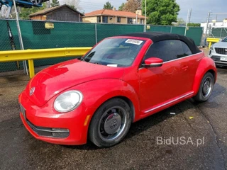VOLKSWAGEN BEETLE