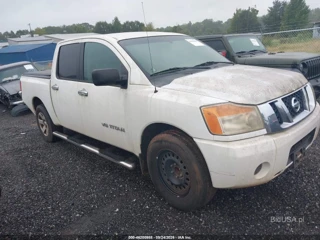 NISSAN NISSAN TITAN XE