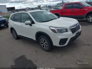 SUBARU SUBARU FORESTER PREMIUM