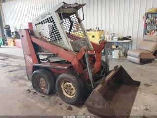GEHL GEHL 3310 SKID LOADER
