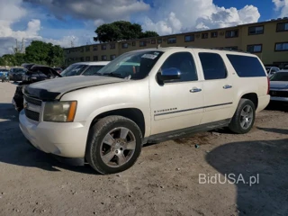 CHEVROLET SUBURBAN K1500 LTZ