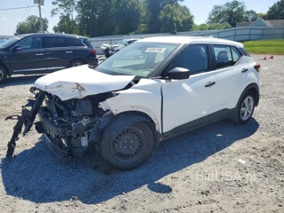 NISSAN KICKS S