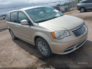 CHRYSLER CHRYSLER TOWN & COUNTRY TOURING-L