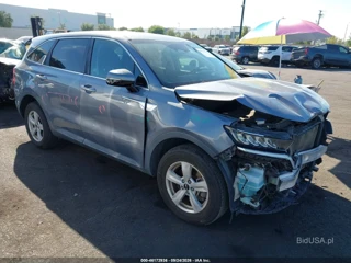 KIA KIA SORENTO LX