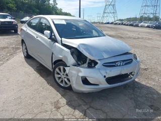 HYUNDAI HYUNDAI ACCENT GLS