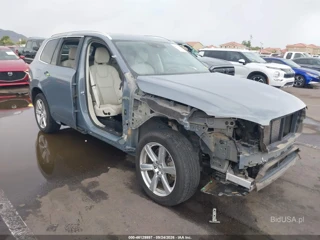 VOLVO VOLVO XC90 T6 MOMENTUM 6 PASSENGER