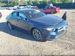 MERCEDES-BENZ MERCEDES-BENZ A 220 4MATIC